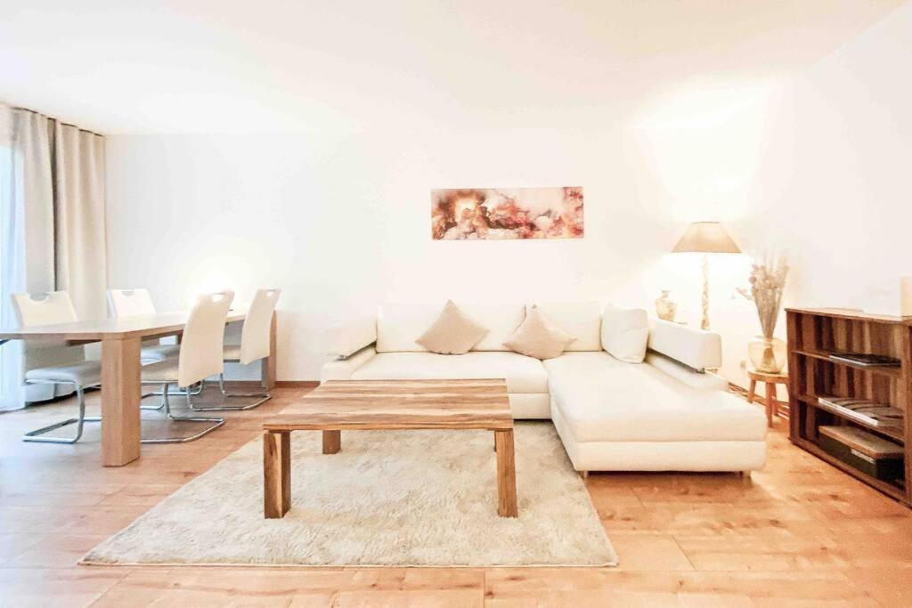 Luxury Home Cinema 2R Apt + Balcony / 65M² Lipcse Kültér fotó